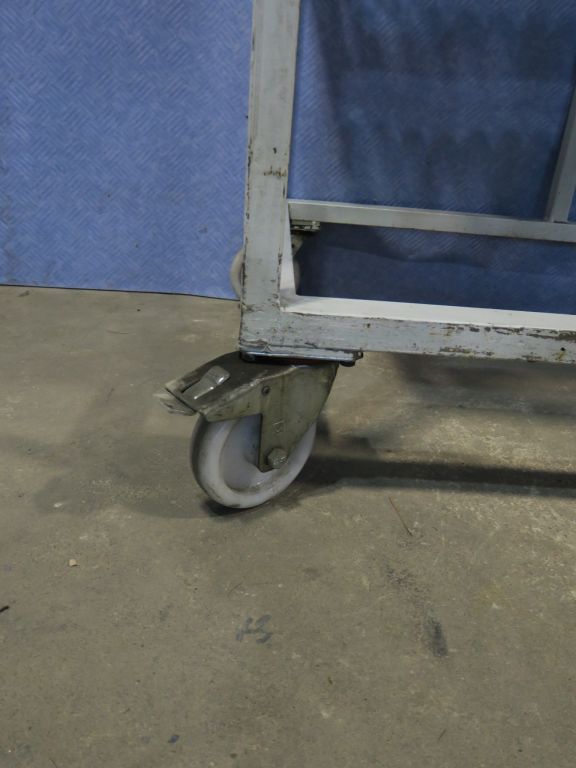 Transportwagen Regalwagen mit Röllchenbahn Kistenroller auf Rollen